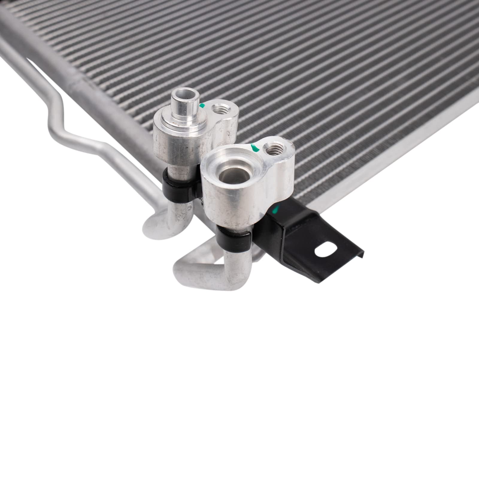 TRQ Klimaanlagenkondensator kompatibel mit Ford Crown Victoria Lincoln Town Car Mercury Grand Marquis 2003-2004 Marauder FO3030189