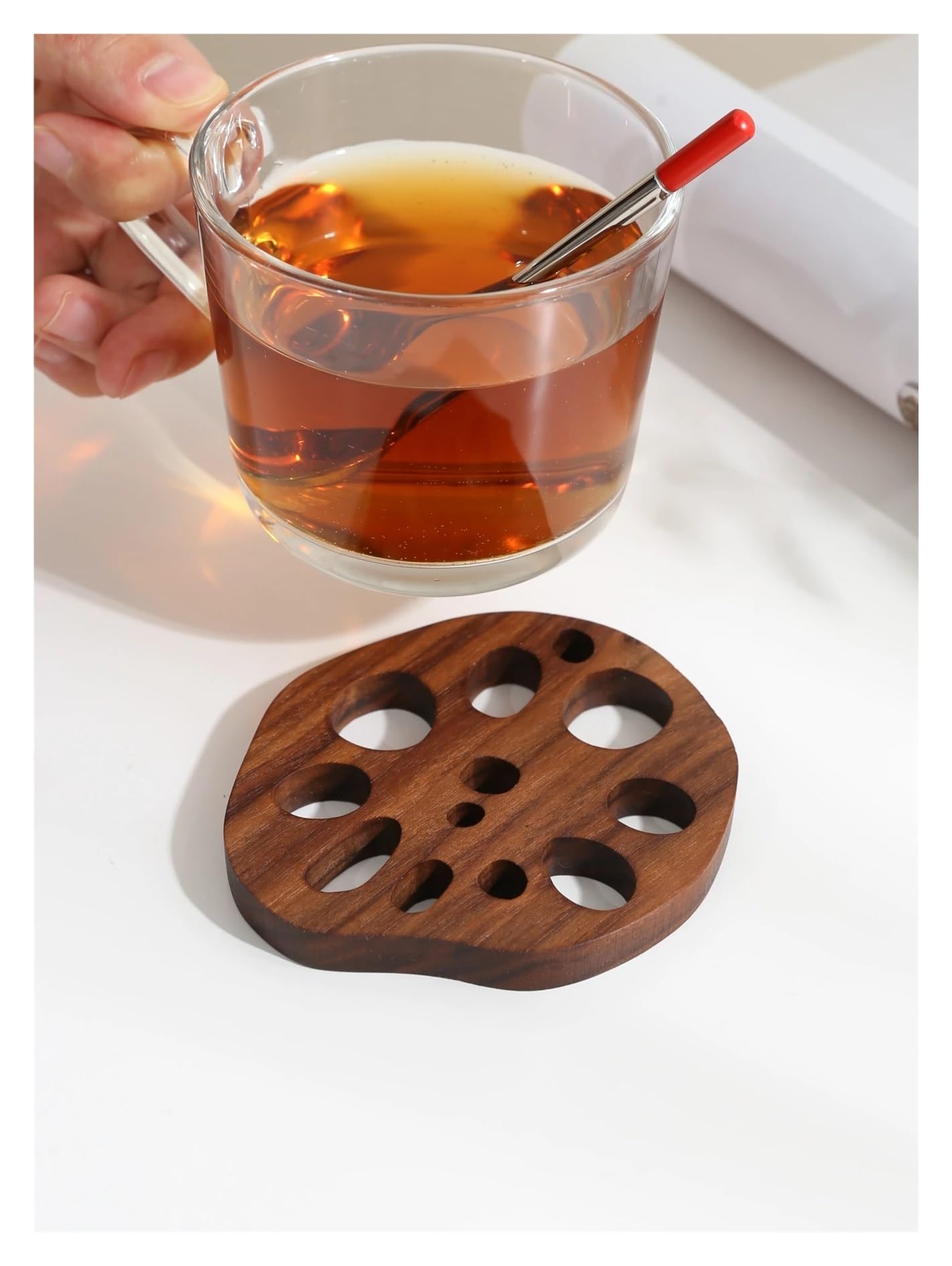 Posavasos de Madera Maciza con rodajas de raíz de Loto de Nogal Negro, Almohadilla Aislante Creativa, Taza de té de Madera antiescaldaduras(Style02 2PC)