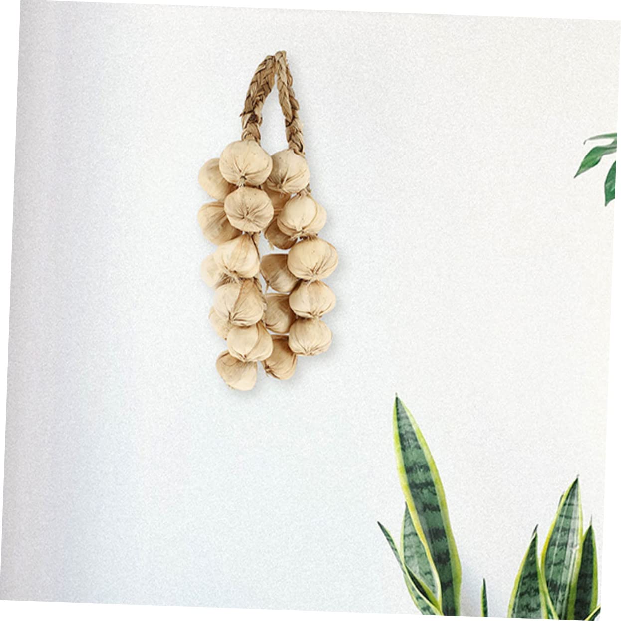 Levemolo 3pcs Lifelike Artificial Garlic String Decor Realistic Fake Vegetables for Home Kitchen Supermarket and Kindergarten for Photography Props and Harvest Festivals