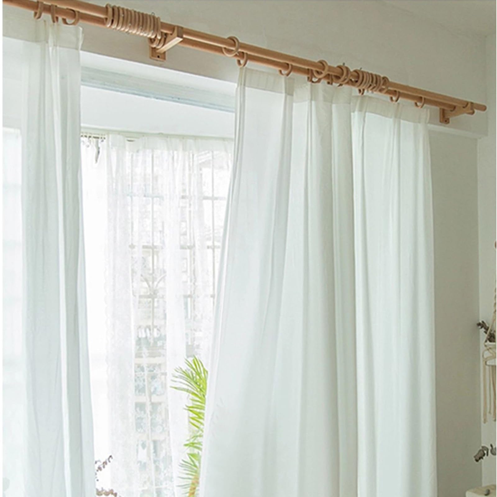 Tringle à Rideaux Romaine avec Double Support, 1 m, Style Industriel extérieur, Porte-bûches en Bois, Installation Facile, Anneaux Inclus pour la décoration intérieure et extérieure.