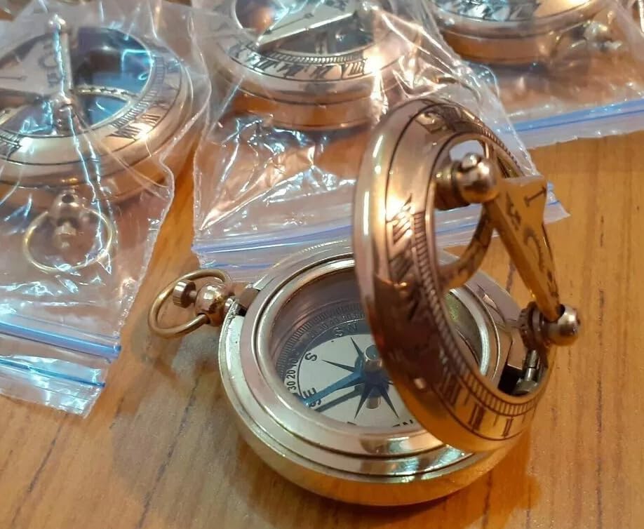 Lot of 50 mosiężny zegar słoneczny mini kompas morski ręcznie robiony
