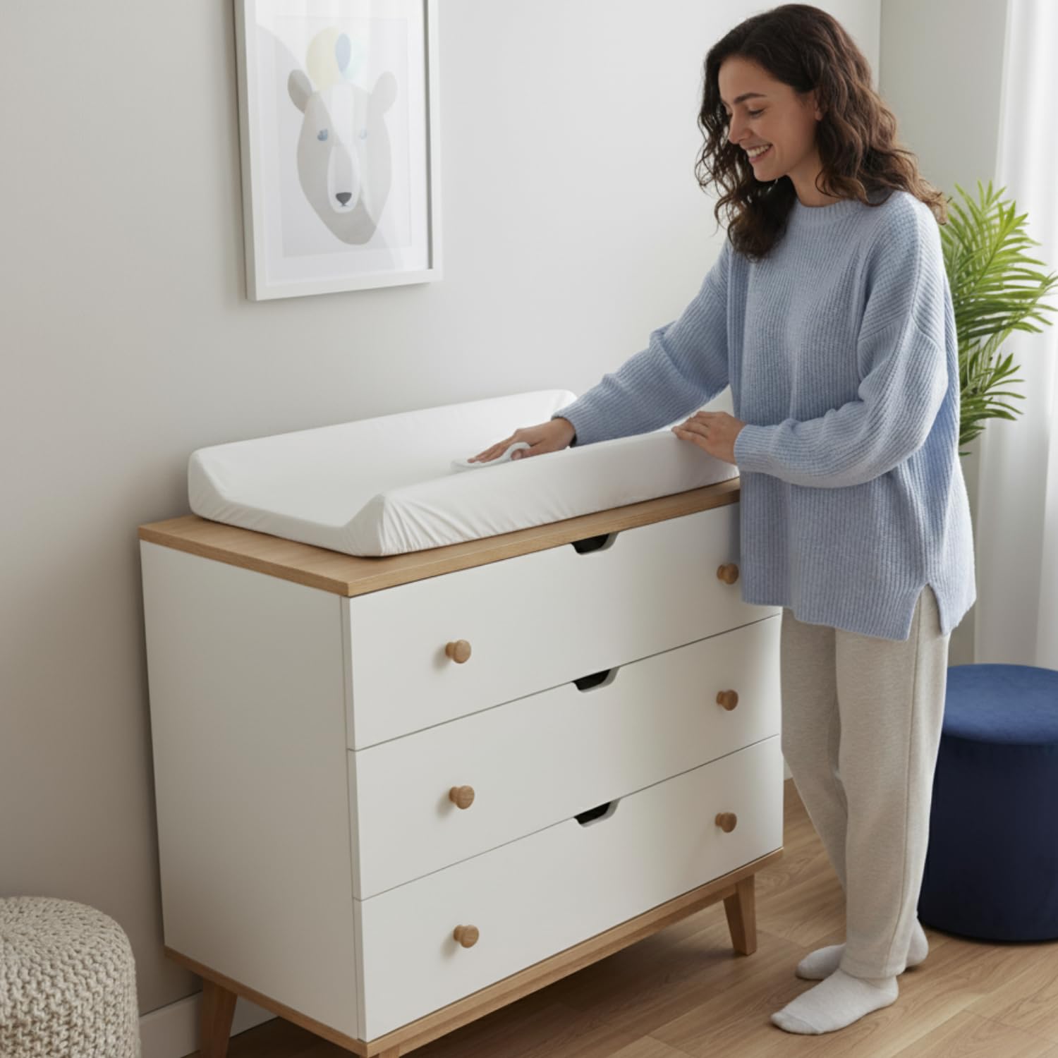 Materassino fasciatoio 70x47 cm, bianco con topolino – lavabile e morbido, bordi sagomati per sicurezza – cuscino fasciatoio per cassettiera – materassino cambio neonato con imbottitura comfort