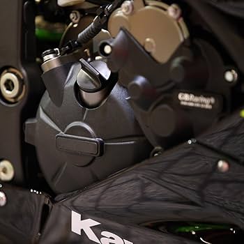 初日カバー　2013年　５４枚セット Ninja ZX-6R エンジンカバー クランクケースカバー ボルトセット