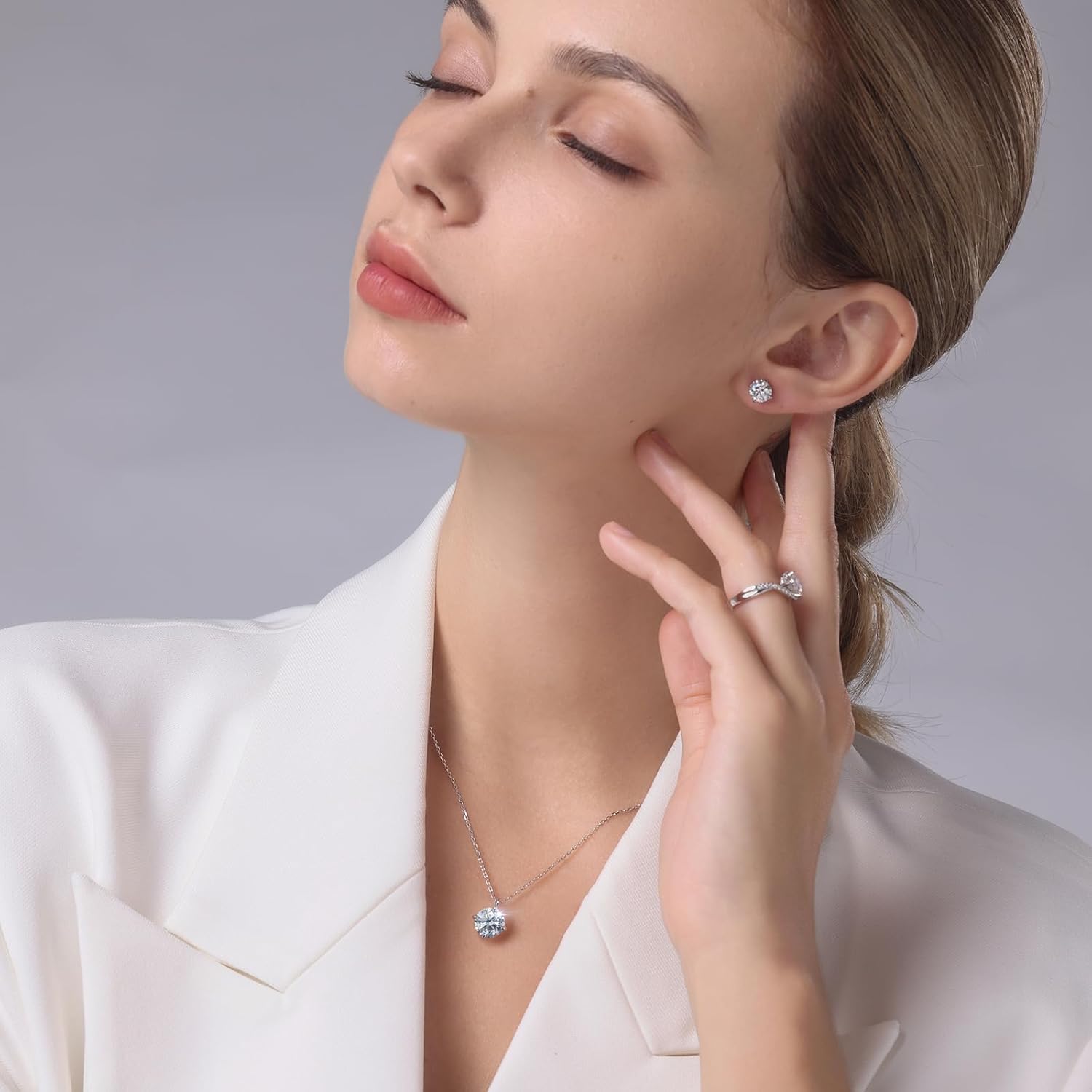 KRKC Moissanite Pendant Necklace for Women, 0.5CT/1CT/2CT/3CT/4CT Lab Created Diamond Solitaire Pendant, VVS1 Clarity D Color, Adjustable 14K White Gold Plated S925 Sterling Silver Chain, Jewelry Gift for Anniversary Valentines Christmas Day - Image 5