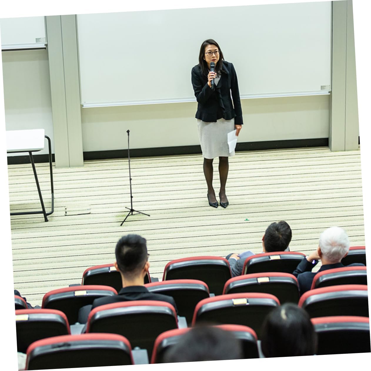 HEMOTON Sturdy Adjustable Microphone Stand Mic Mount for Stage Studio and Events Telescopic Tripod Design Easy to Carry and Store for Performances and Recording