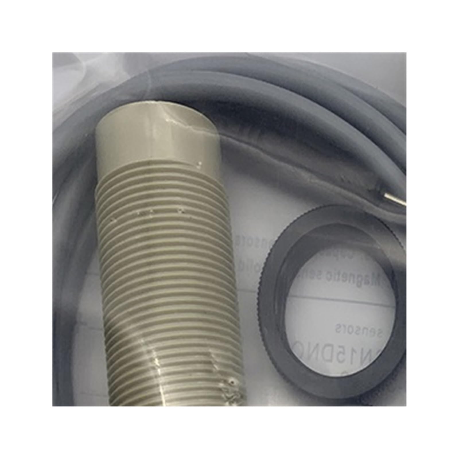 CR30SCN15DPC-NS Proximity Switch anti-interférence pour détection de niveau de liquide et solide