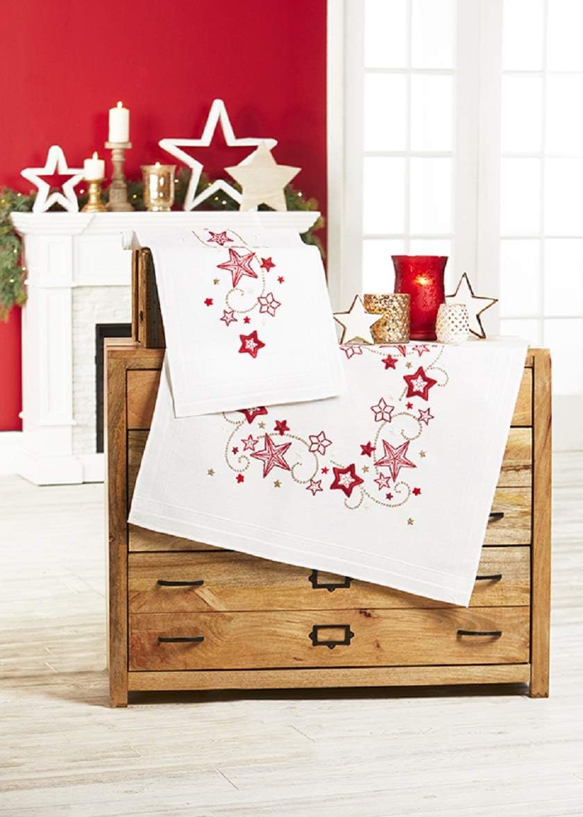 Kit de broderie NOËL EXPRESS / à noël / kit complet avec nappe pré Kit de broderie NOËL EXPRESS / à noël / kit complet avec nappe pré