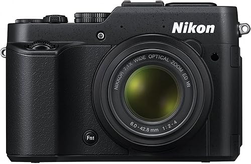 Nikon COOLPIX P7800. Nikon COOLPIX P7800.