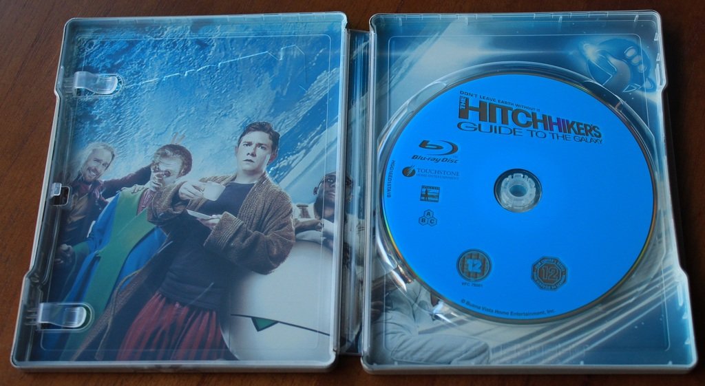The Hitchhiker's Guide to the Galaxy (Steelbook Edition) [ Blu-Ray, Reg.A/B/C Import - United Kingdom ]