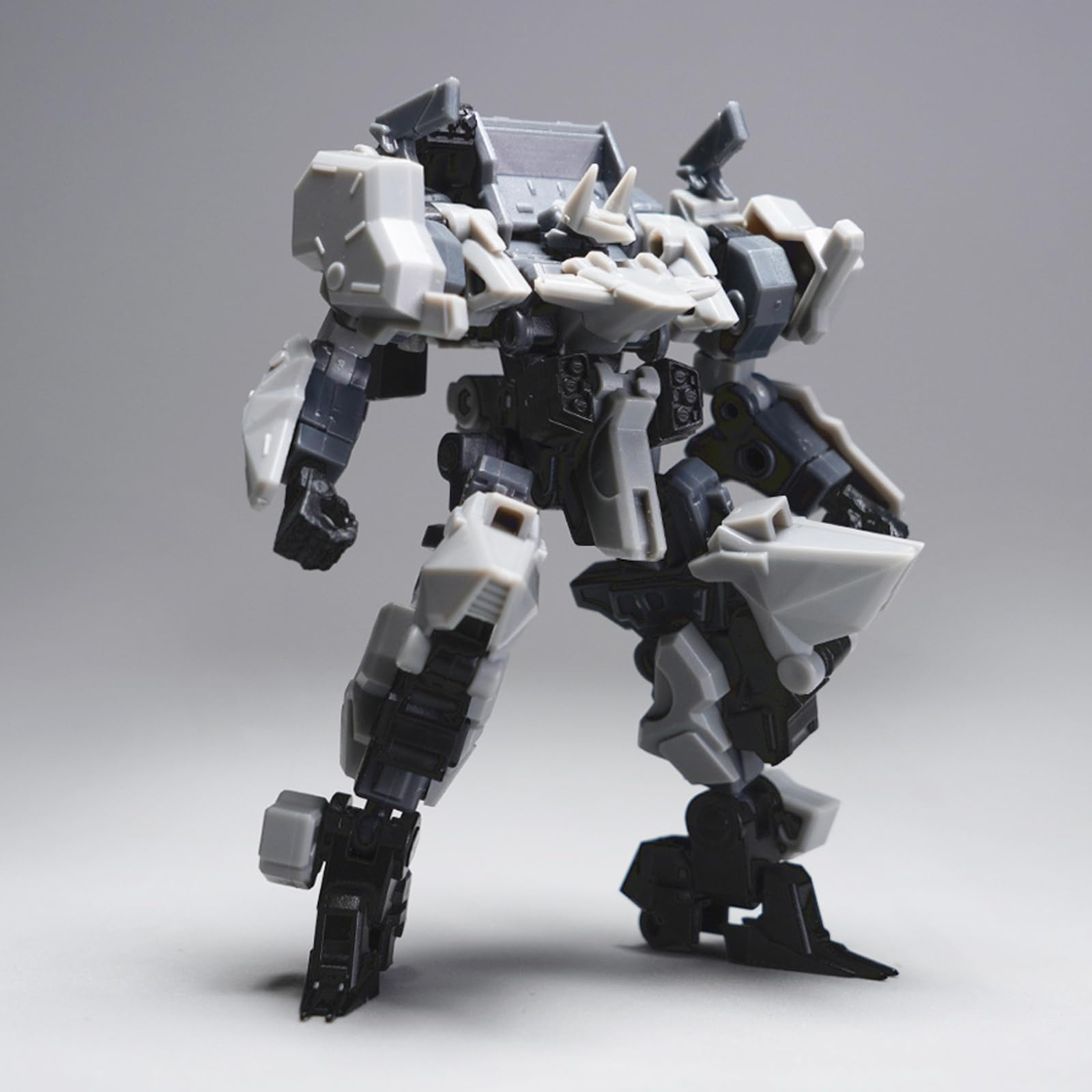 GWTCTOY Plastic Model Action Figures Kits, Shadow Force 04, 10CM Mecha Model Kits to Build, Easy to Assembl