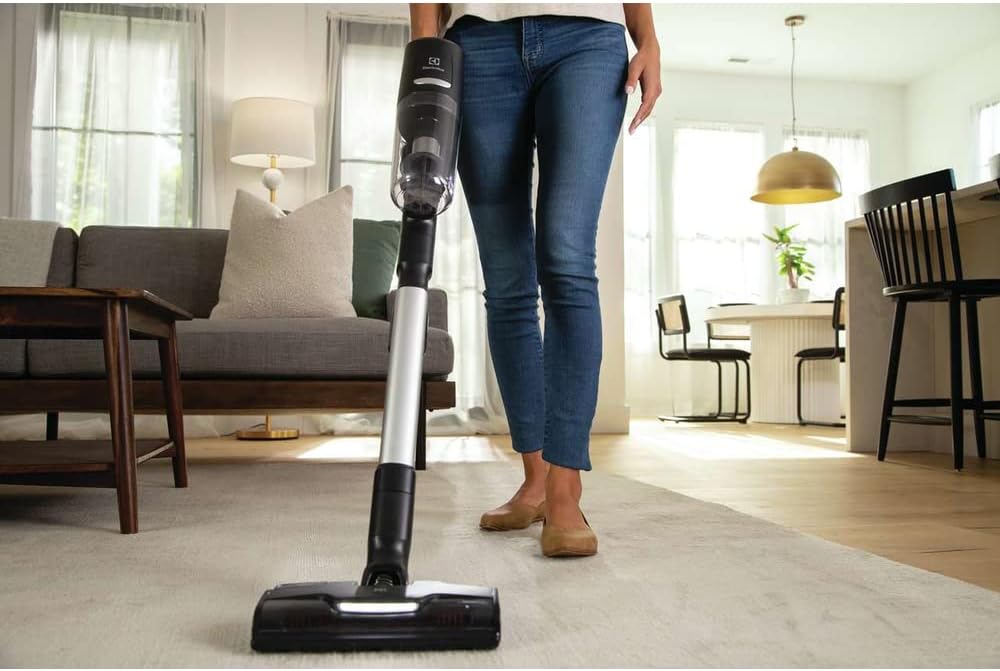 Electrolux Ultimate800, EHVS85S3AU, Lightweight Cordless Stick Vacuum with PowerPro Bristle Nozzle, Powerful Suction, 5-step Filtration, LED Smart Display, for Carpets and Hard Floors, in Granite Grey
