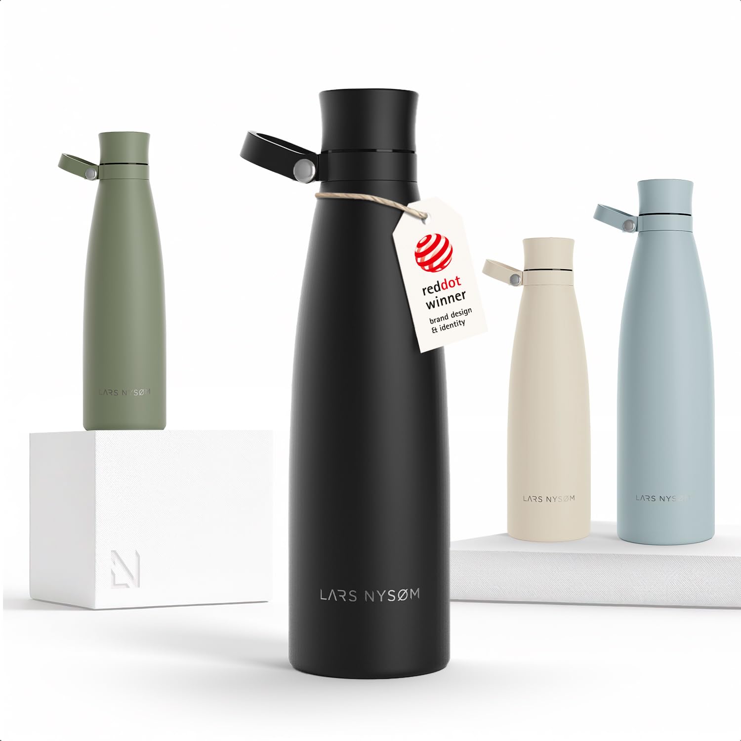 LARS NYSØM Trinkflasche Edelstahl 750ml | Isolierflasche 0,75 Liter | Auslaufsichere Wasserflasche für Sport, Fahrrad, Hund (Carbon Black, 750ml)