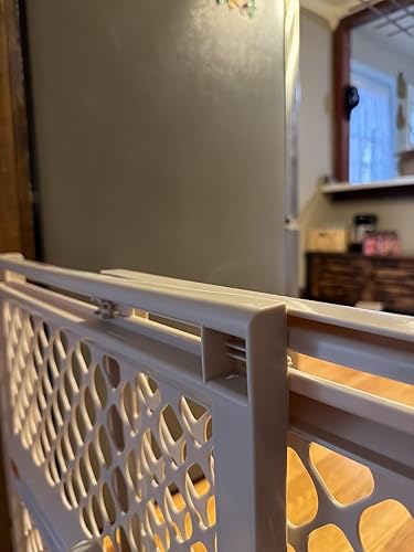 Toddleroo by North States — texture and fabric close-up