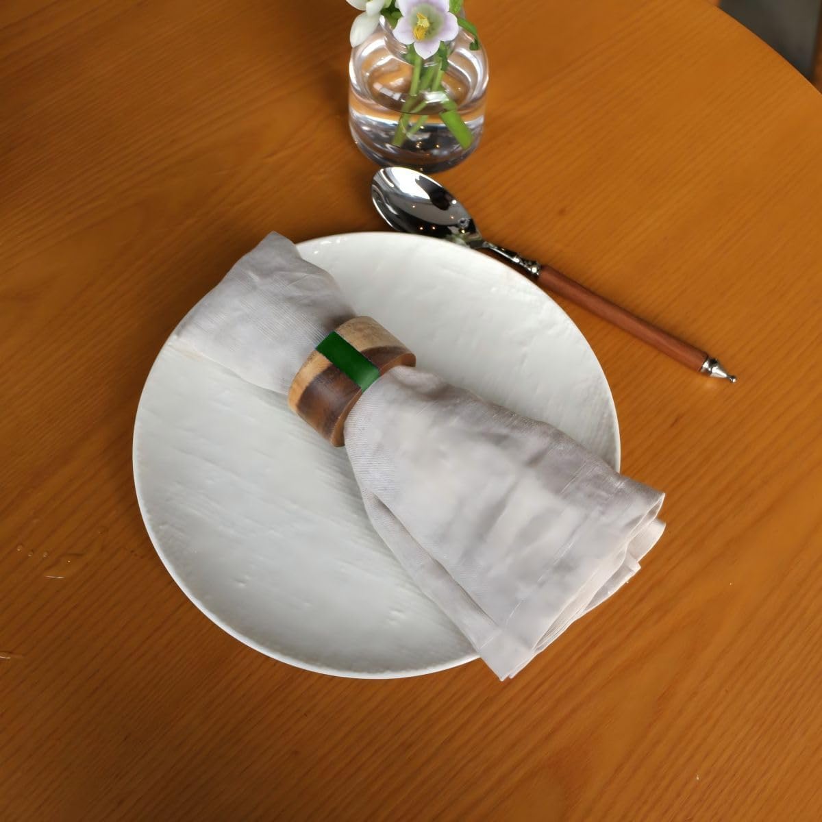 Set di 8 portatovaglioli in legno per la decorazione della tavola da pranzo, in legno di acacia, in resina, blu, per la casa e la cucina (forma rotonda verde)