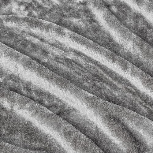 Amazon Basics Fleecedecke, 127 x 152 cm, Grau
