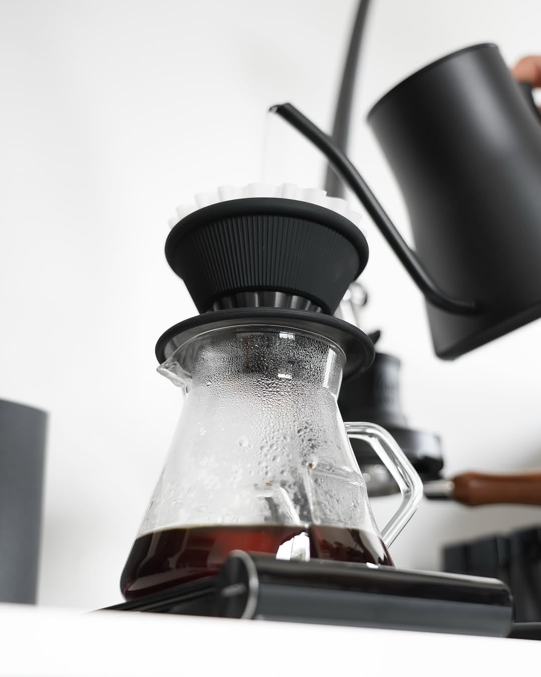 日本國民 NEVERMORE ver. 0.50 Amazon.com: Normcore 2-in-1 Pour Over Coffee Dripper, Brews 1-2