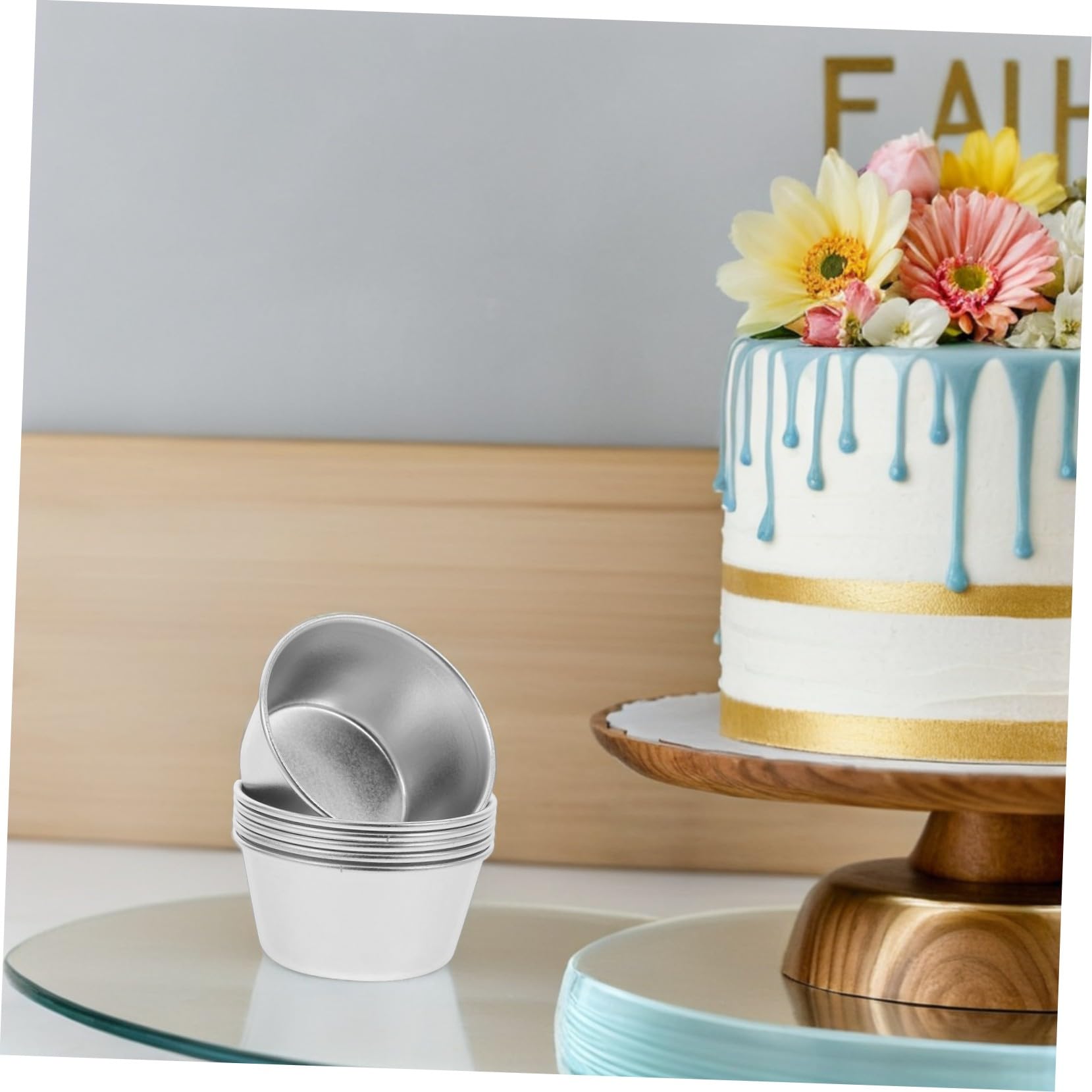 8 Moldes Redondos de Acero al Carbono para Tartaletas y Cupcakes | Superficie Antiadherente, Acabado Plata Elegante, Aptos para Horneado Casero y Meriendas
