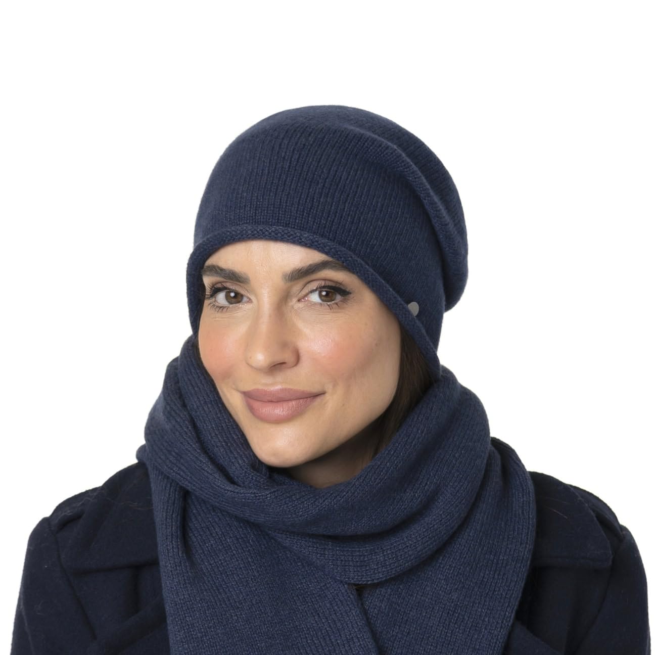 LIERYS Merino Kaszmir czapka Zrolowany brzeg Wyprodukowano w Niemczech Unisex Jesien Zima