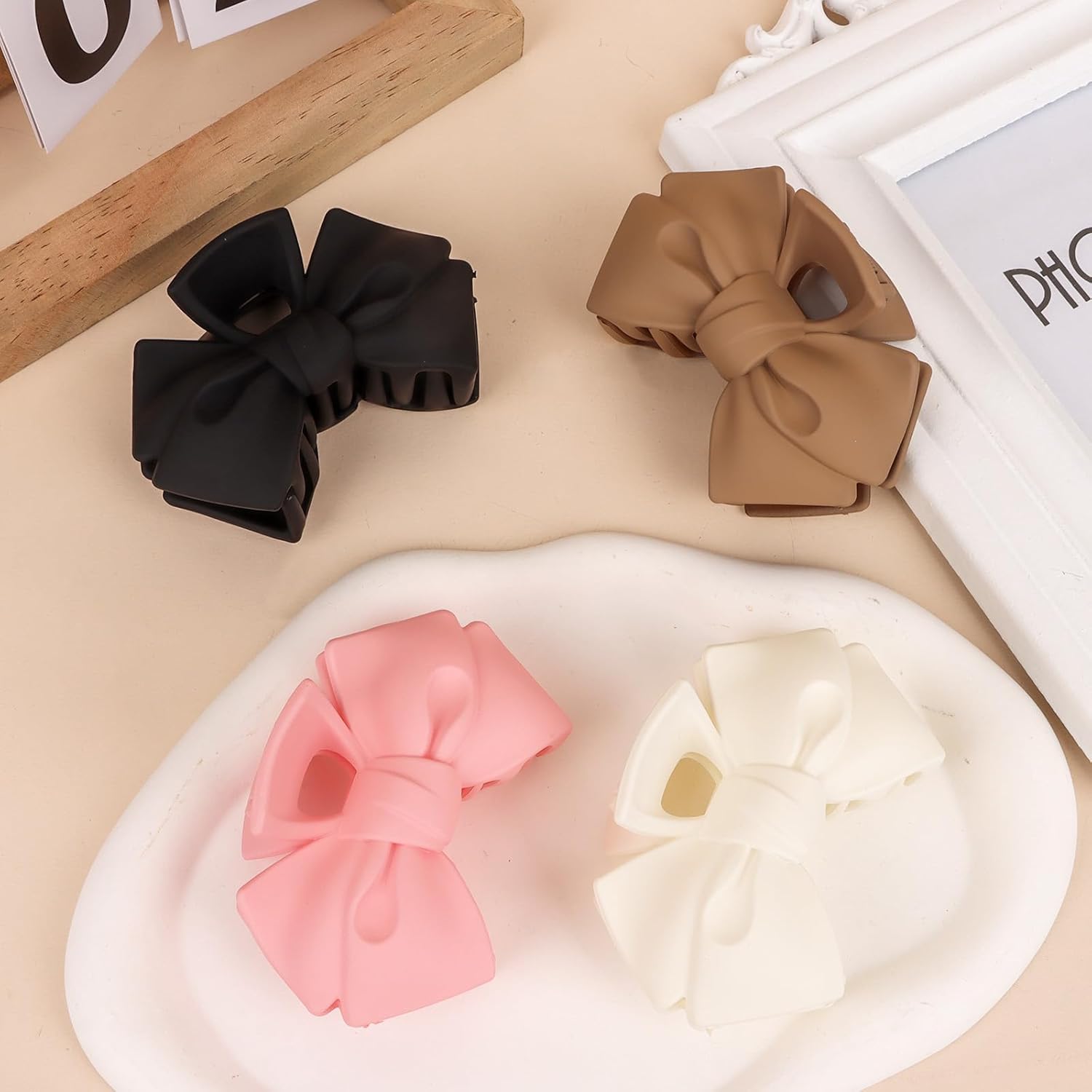 CURASA 4pcs Medium Claw Clips - Non Slip Bow Hair Clips for Women & Girls with Thin, Thick, Long Hair - Image 6