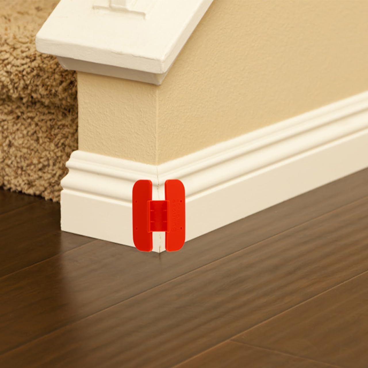 TEHAUX Bullnose Trim Gauge Portable Woodworking Marking Tool for Floor Installation Flush Trim and Corner Layout with Comfortable Grip and Durable Material
