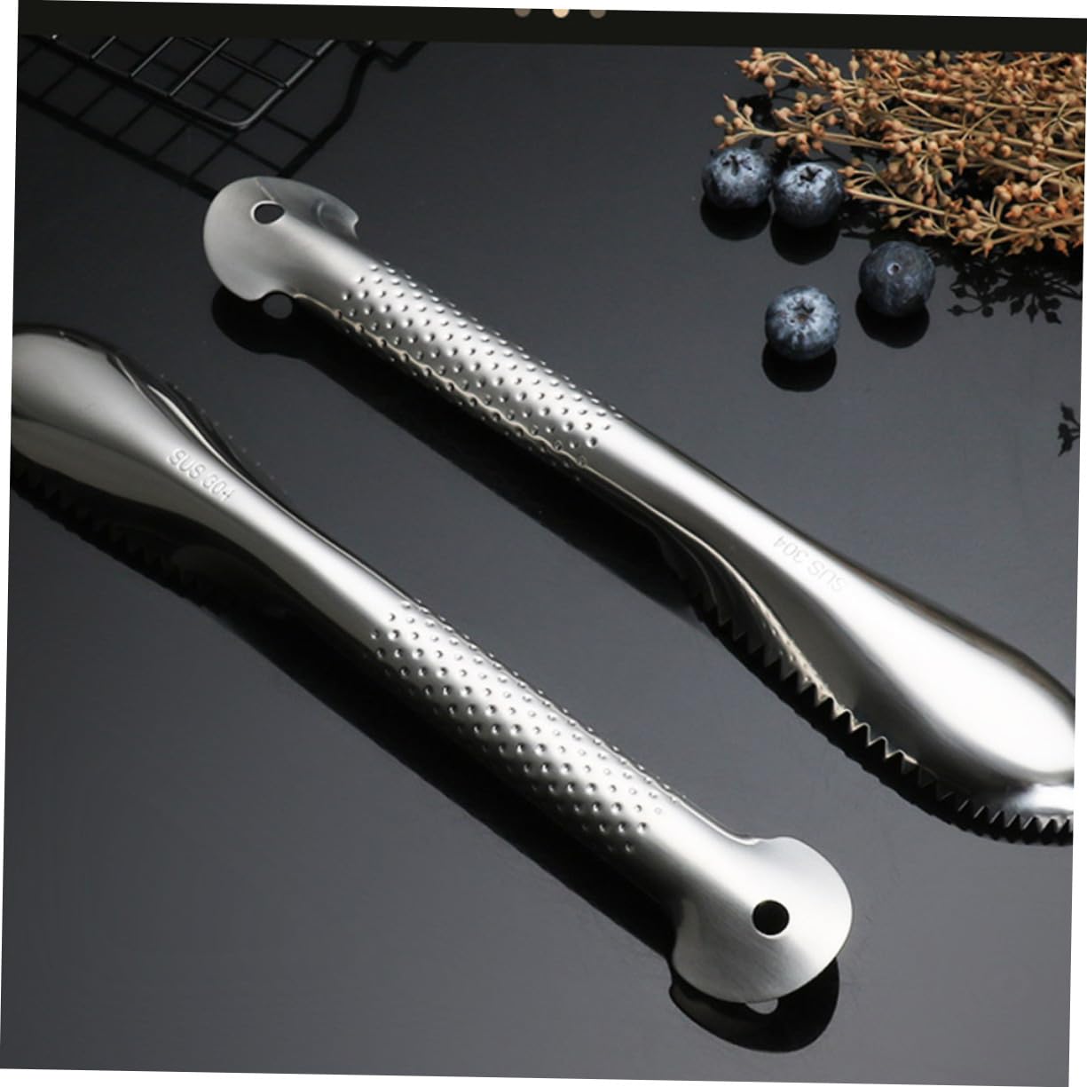 IMIKEYA 4pezzi Raschiatore per Squame di Pesce Acciaio Inox Strumento Multifunzionale per La Pulizia del Pesce per Ristoranti e Uso Domestico con Manico Ergonomico e Lame Affilate per