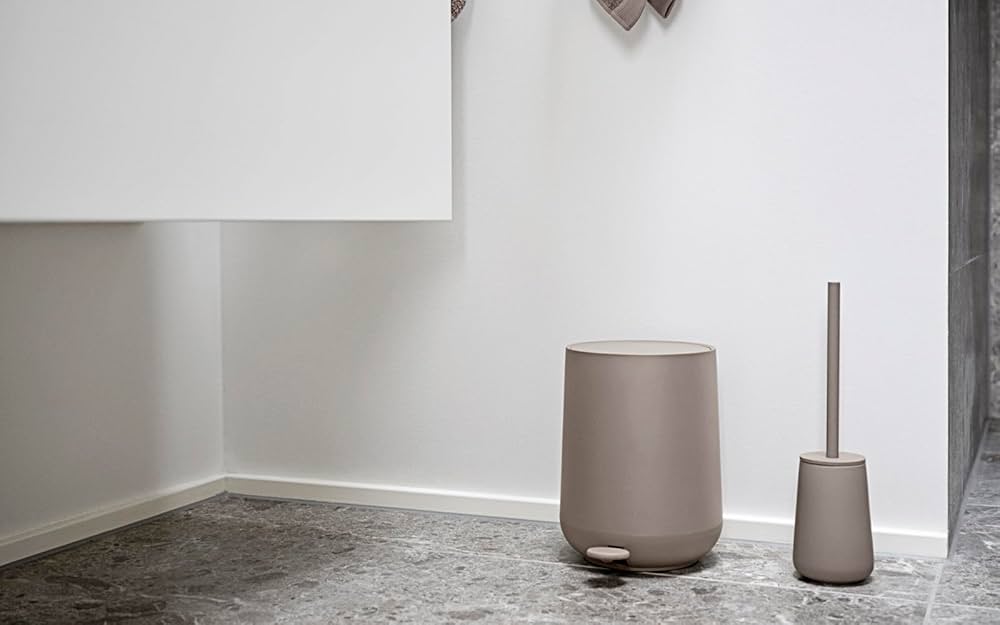 ZONE Denmark NOVA ONE ペダルビン Amazon.com: Zone Denmark Modern Elegance Nova Bathroom Bin