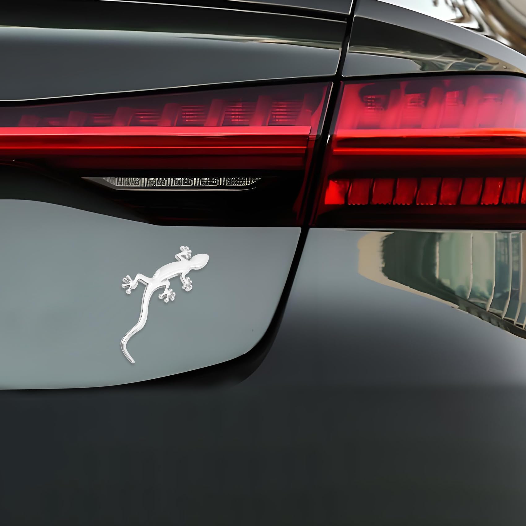 Gecko Car Stickers, Automotive Body Decals, Fashion 3D Gecko Shape Pure Metal Chrome Badge Emblem Decal Sticker, Car Decor Accessories Car Body Block Scratch Sticker Fit for Cars, SUVs, Trucks