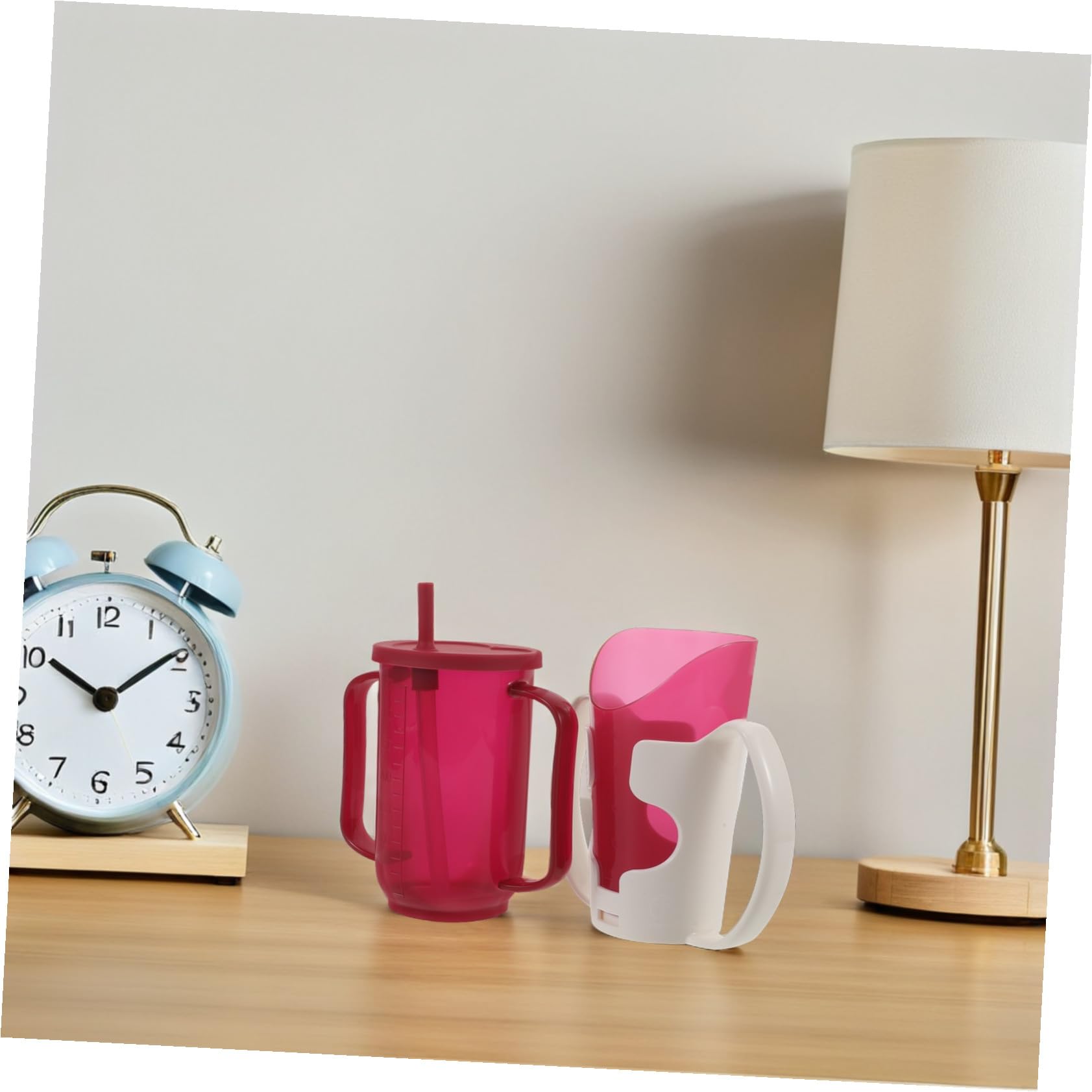 GALPADA Tazza Anti-Rovesciamento per Anziani Beccuccio Ergonomico Bicchiere Infrangibile da 250 Ml per Assistenza Infermieristica a Pazienti Costretti a Letto Set 2 Pezzi per Uso