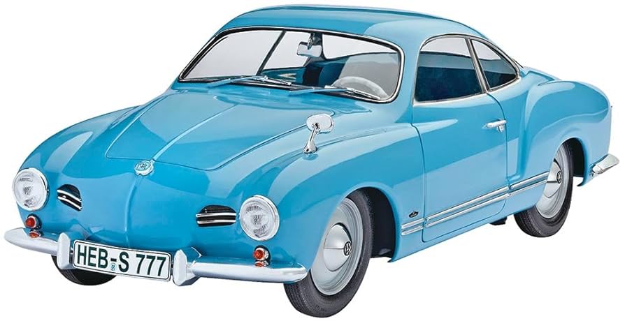 Revell VW Karmann Ghia 1:16 プラモデル 1966 Volkswagen Karmann-Ghia Coupe (1/16) (fs)