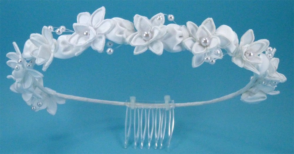 Wreath of satin floral with floating pearl accent #836C0wh