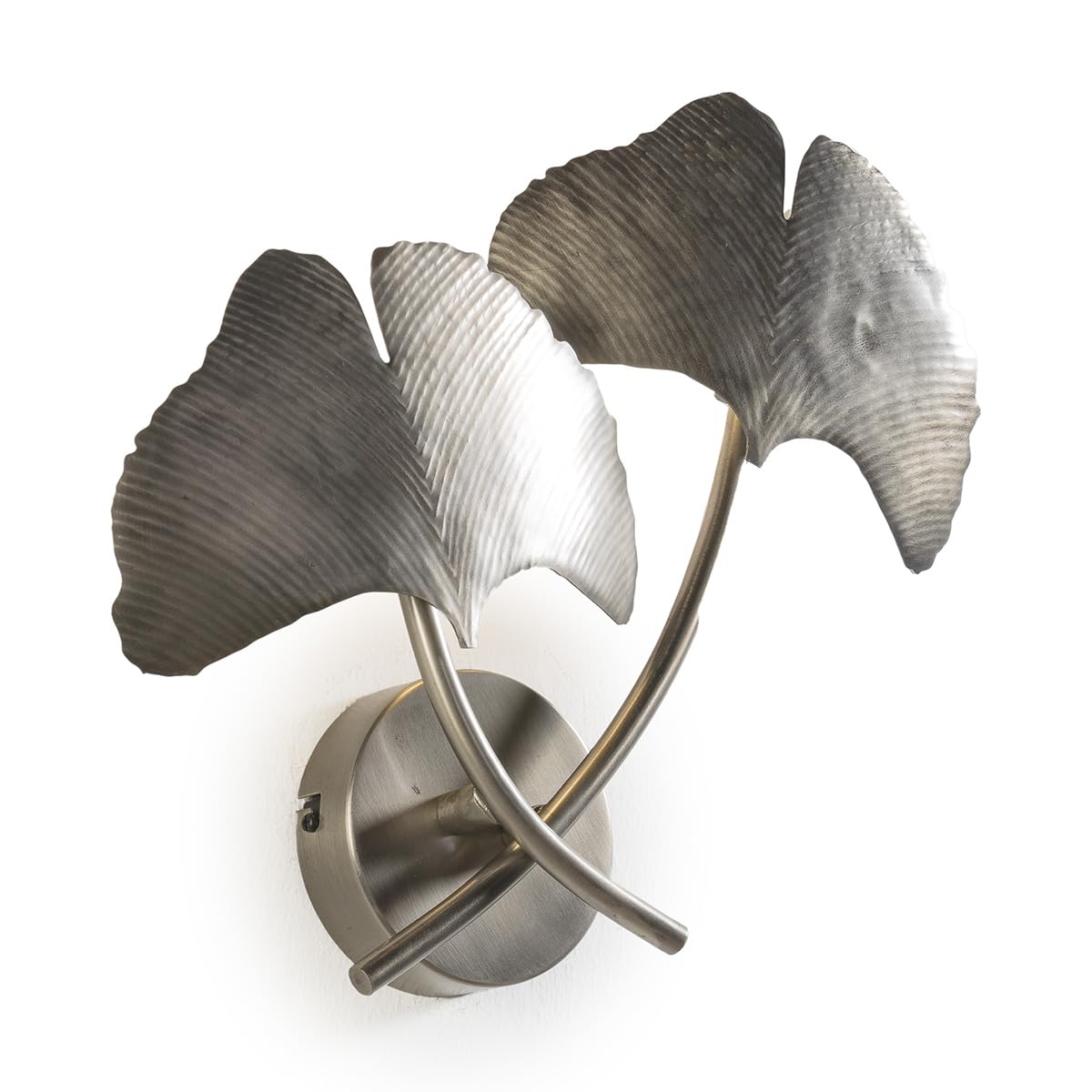 Lampadaire doré et cristal blanc pour illuminer vos soirées