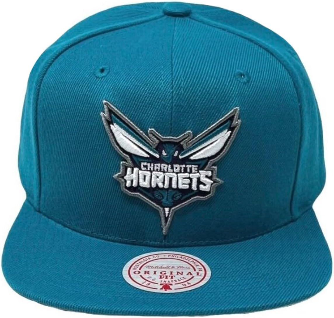 Mitchell & Ness Charlotte Hornets Core Basic Snapback Adjustable Hat Cap - Teal