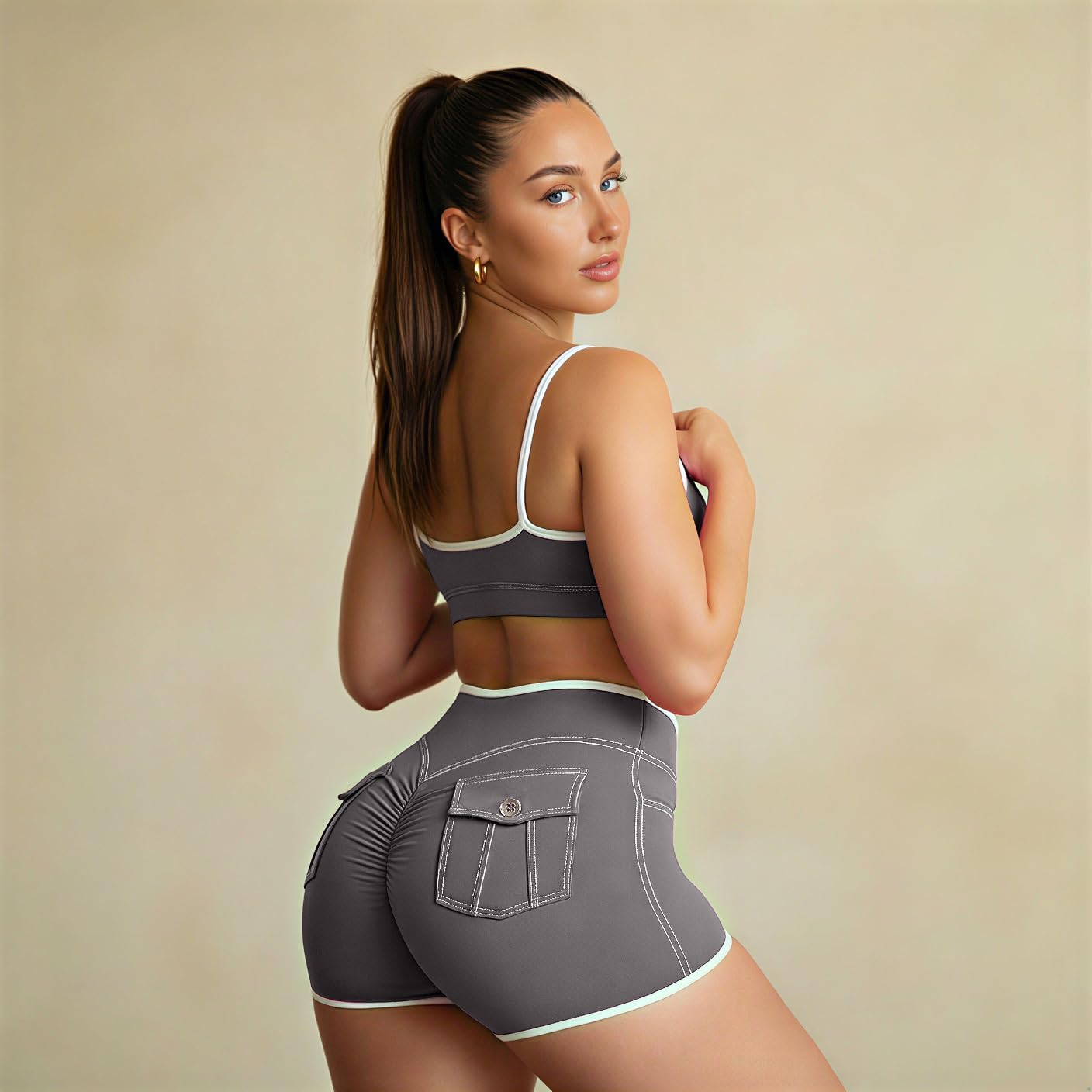 Women's High Waisted Cargo Workout Shorts Scrunch Butt Lifting Gym Yoga Shorts with Pockets V Waist Booty Running 4.5"