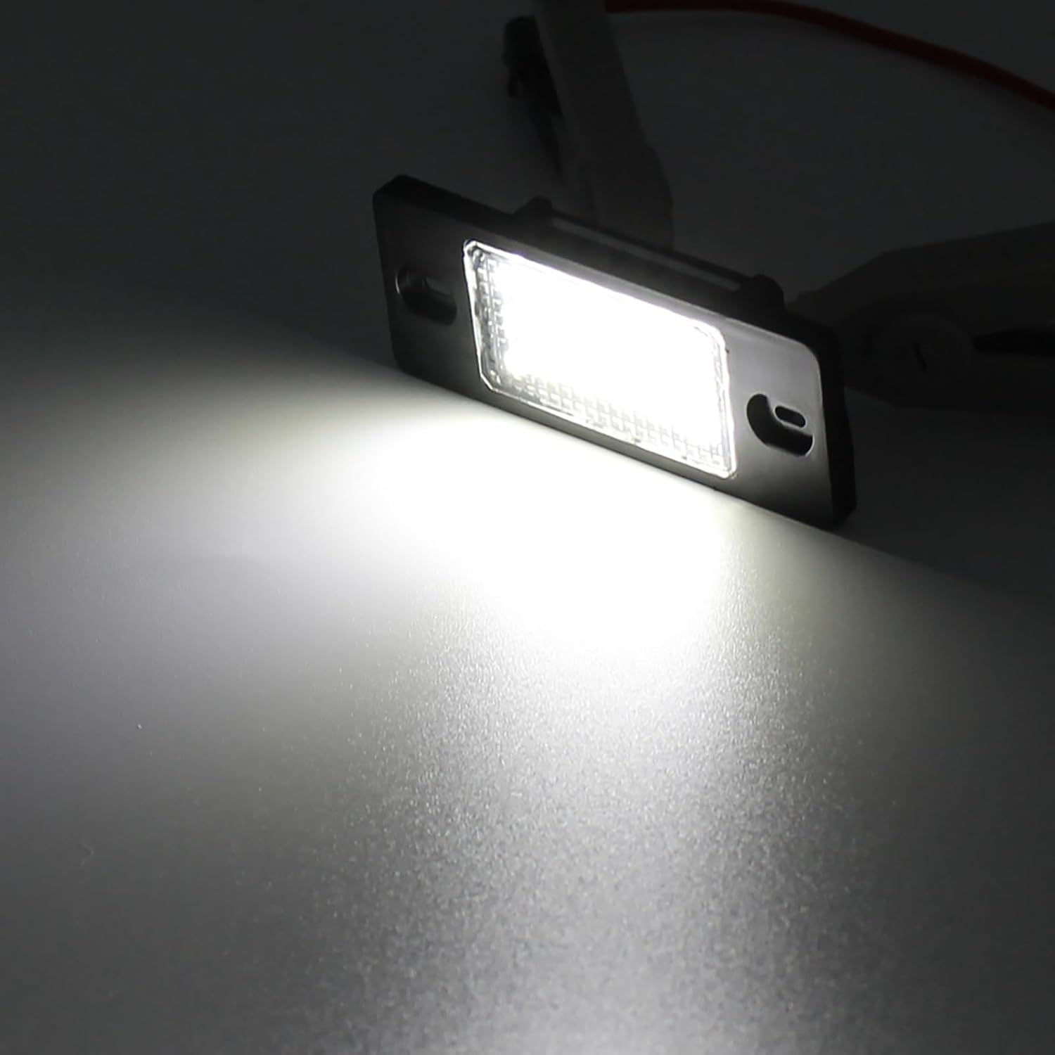 2Pcs LED License Plate Light Tag Lamp Assembly Compatible with Volkswagen VW Jetta MK4 MK5/Touareg/Tiguan, Replacement for Porsche Cayenne 955/957, 6000K Xenon White&Error Free