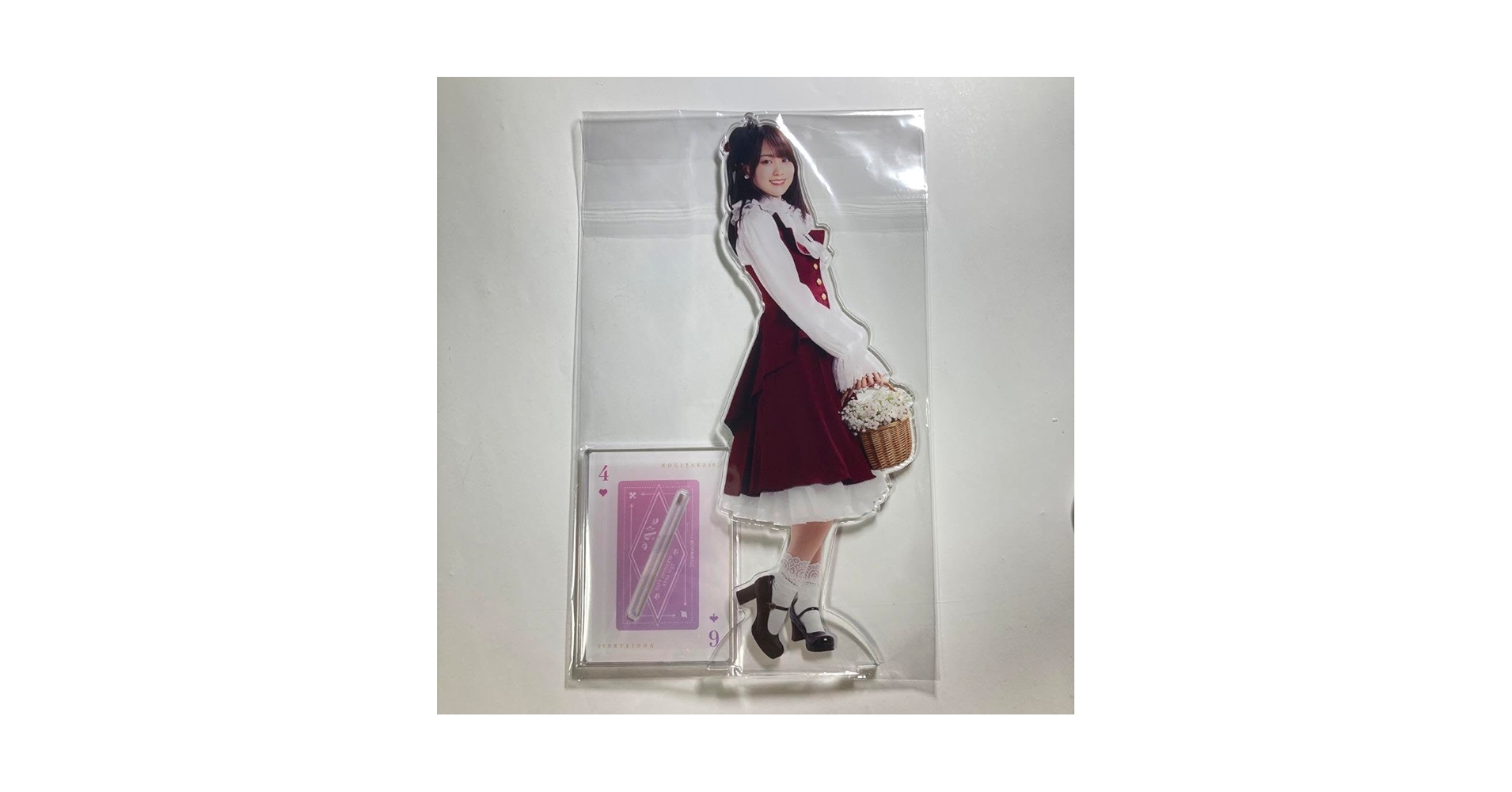 乃木坂46 乃木めくり アクリルBIGスタンド 賀喜遥香 Amazon.co.jp: 乃木坂46 賀喜遥香 NOGIめくり A賞 BIG アクリル