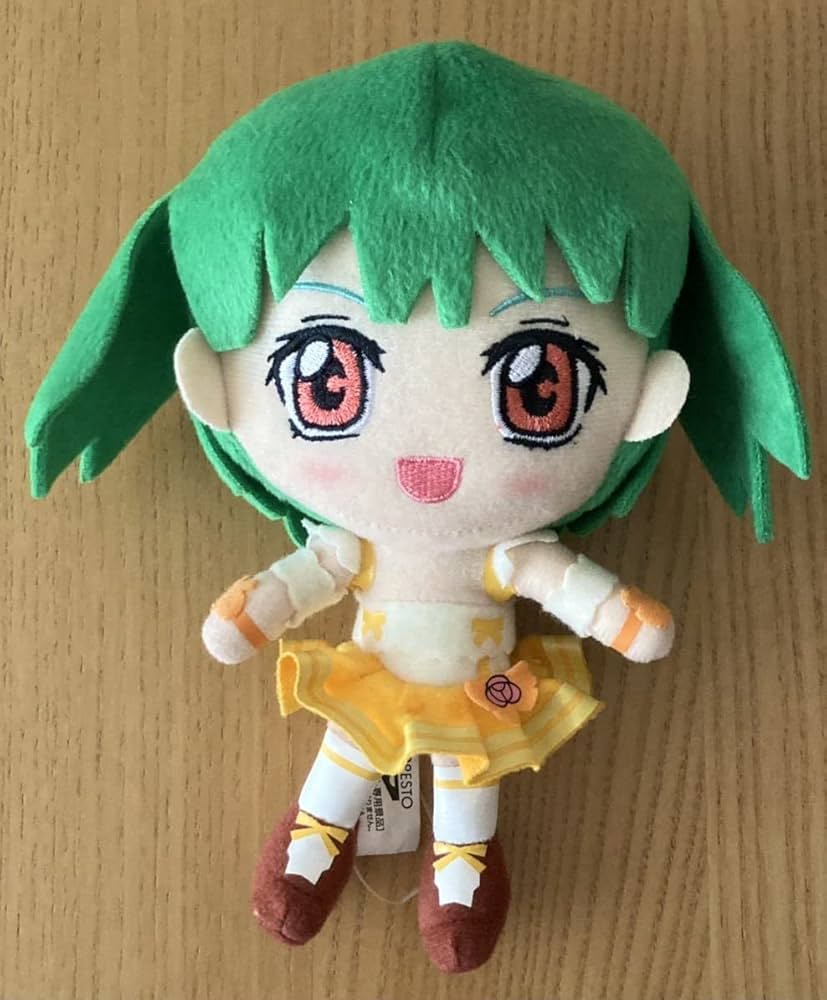 Amazon.co.jp: マクロスF ランカリー ぬいぐるみ 2010年