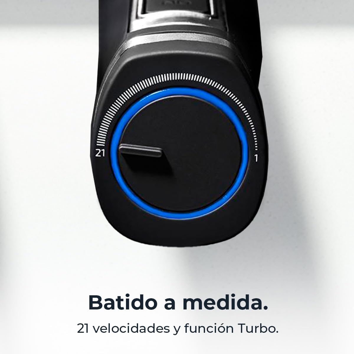 Cecotec Batidora de Mano PowerGear 1500 XL Pro. 1500 W, 21 Velocidades + Turbo, Acero/Silicona, Pie XL, Cuchilla de 4 hojas, Recubrimiento Titanio, Engranaje de Metal, Incluye Accesorios — view 9