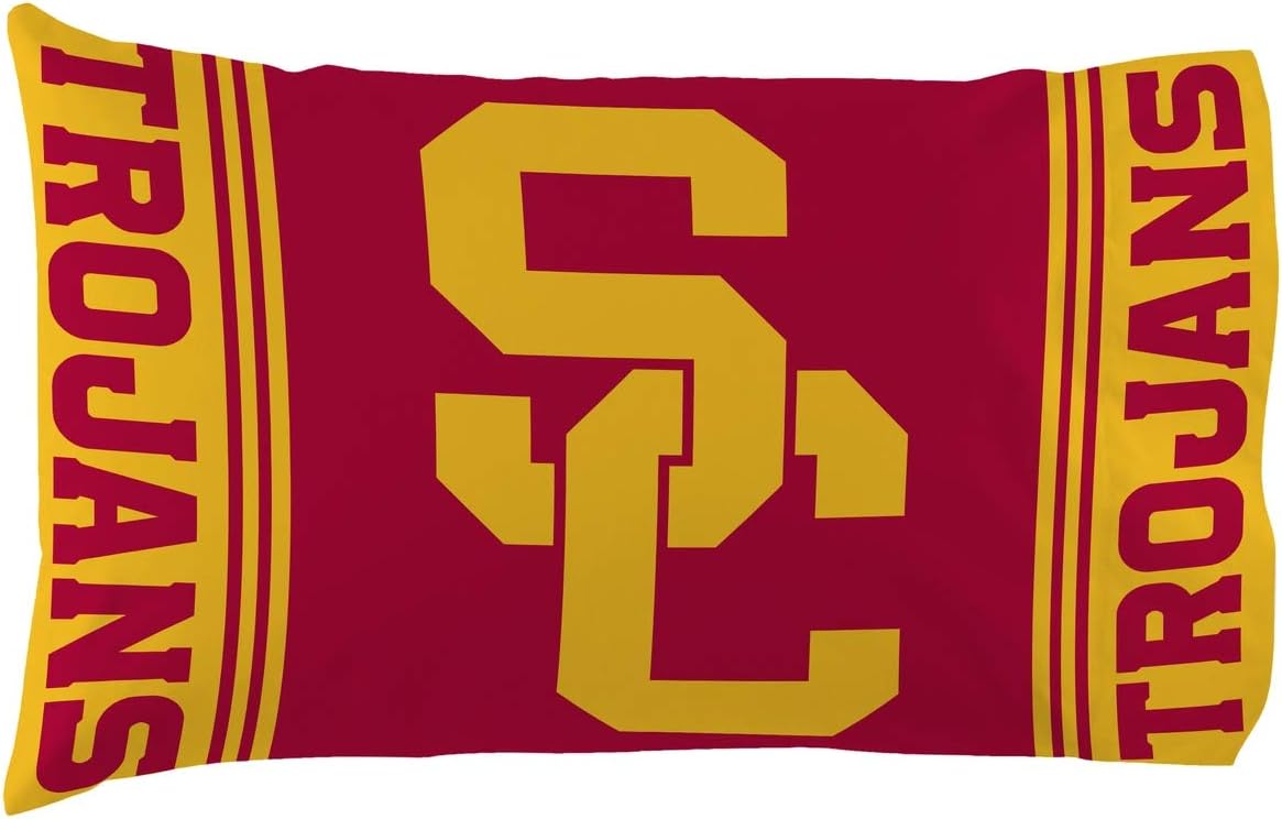 Michigan Wolverines Pillow Case, 20" x 30" : Sports & Outdoors