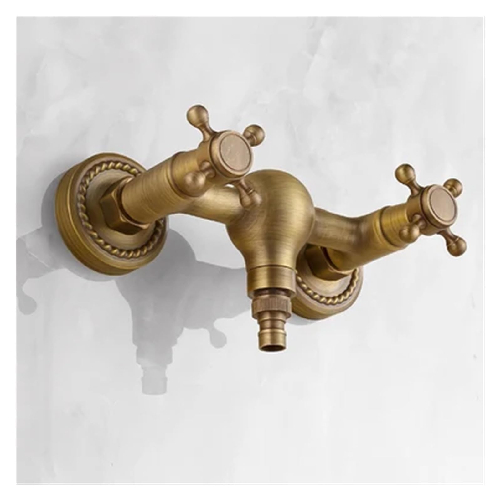 Robinet double poignée laiton pour résoudre les variations de température d'eau chaude