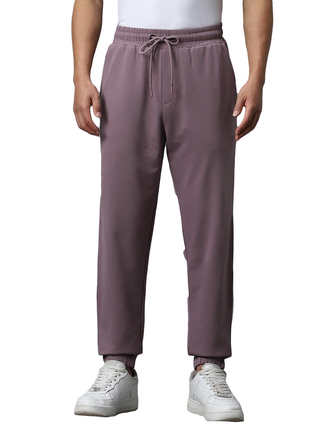 Bewakoof Men’s Cotton Oversized Fit Joggers|Bewakoof Air 1.0 | Track pants for man | Lower for man | Trouser for men | Baggy trackpants for men | Multipurpose | Mens Lower Activewear | Utility Pockets | Lightweight & Flexible Elastic Waist | Casual Joggers | Loose Fit