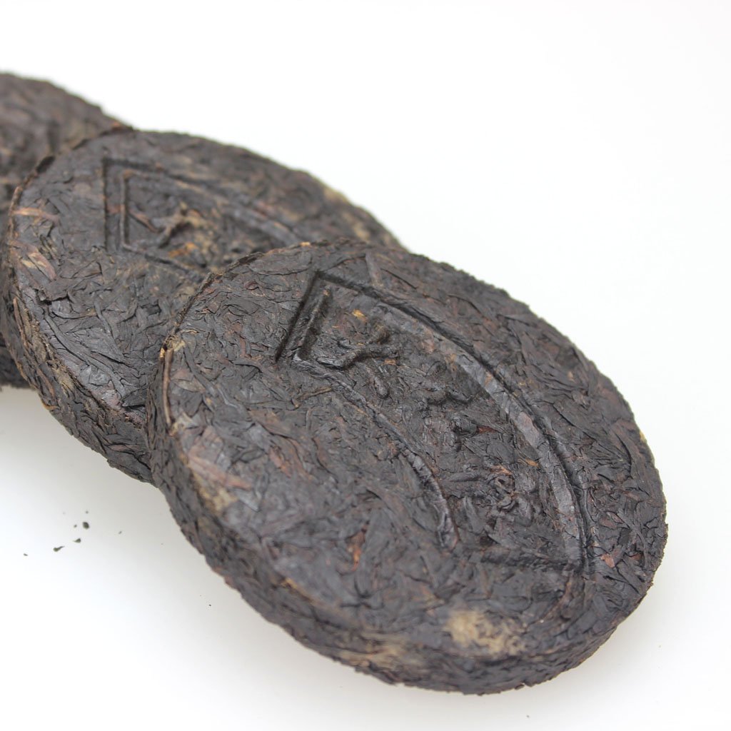 GOARTEA 50g / 1.76oz Supreme Fujian Wuyi Da Hong Pao Dahongpao Big Red Robe Rock Chinese Oolong Tea Small Cake