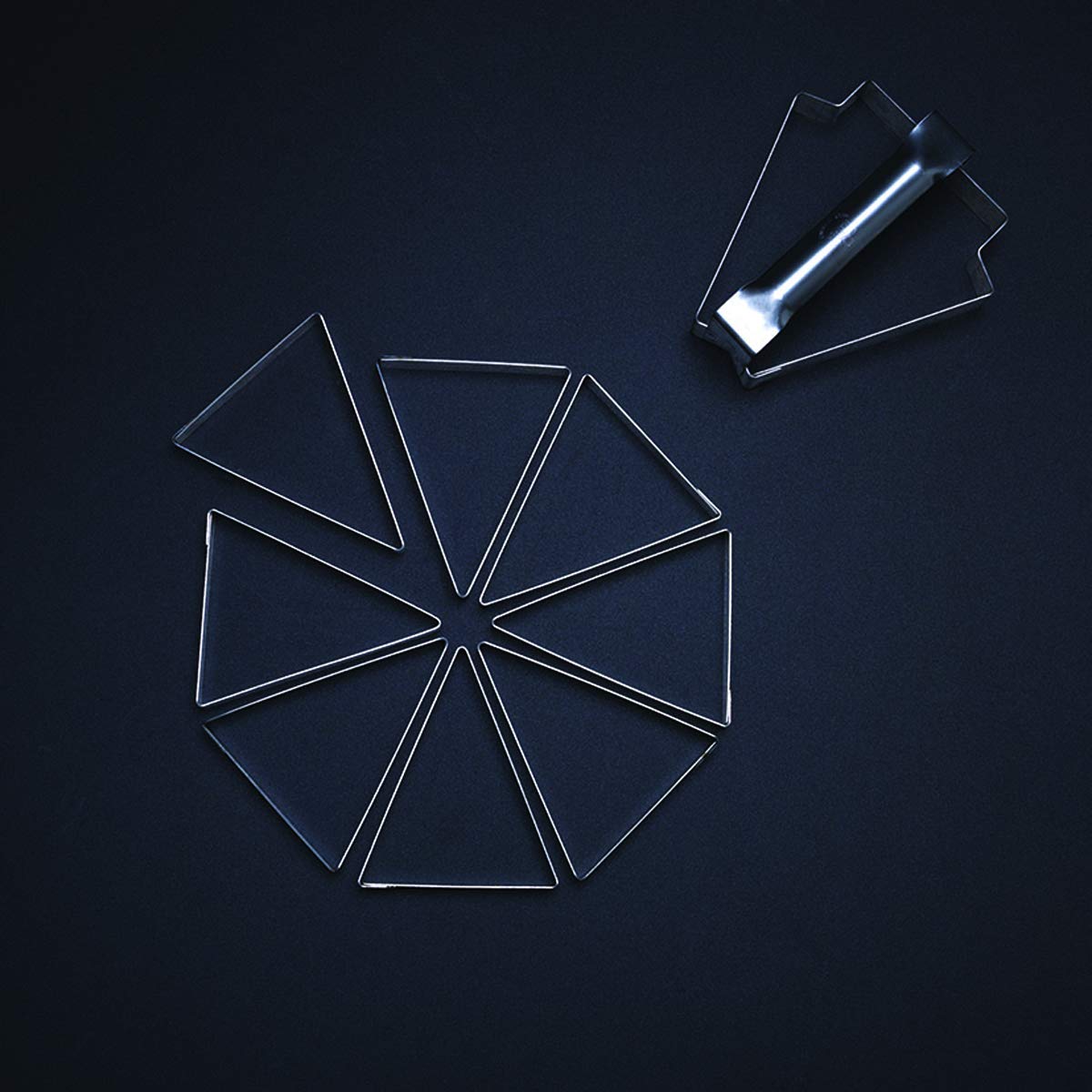 PEGANE Lot de 8 Triangles à tartelettes en INOX Mozaïk