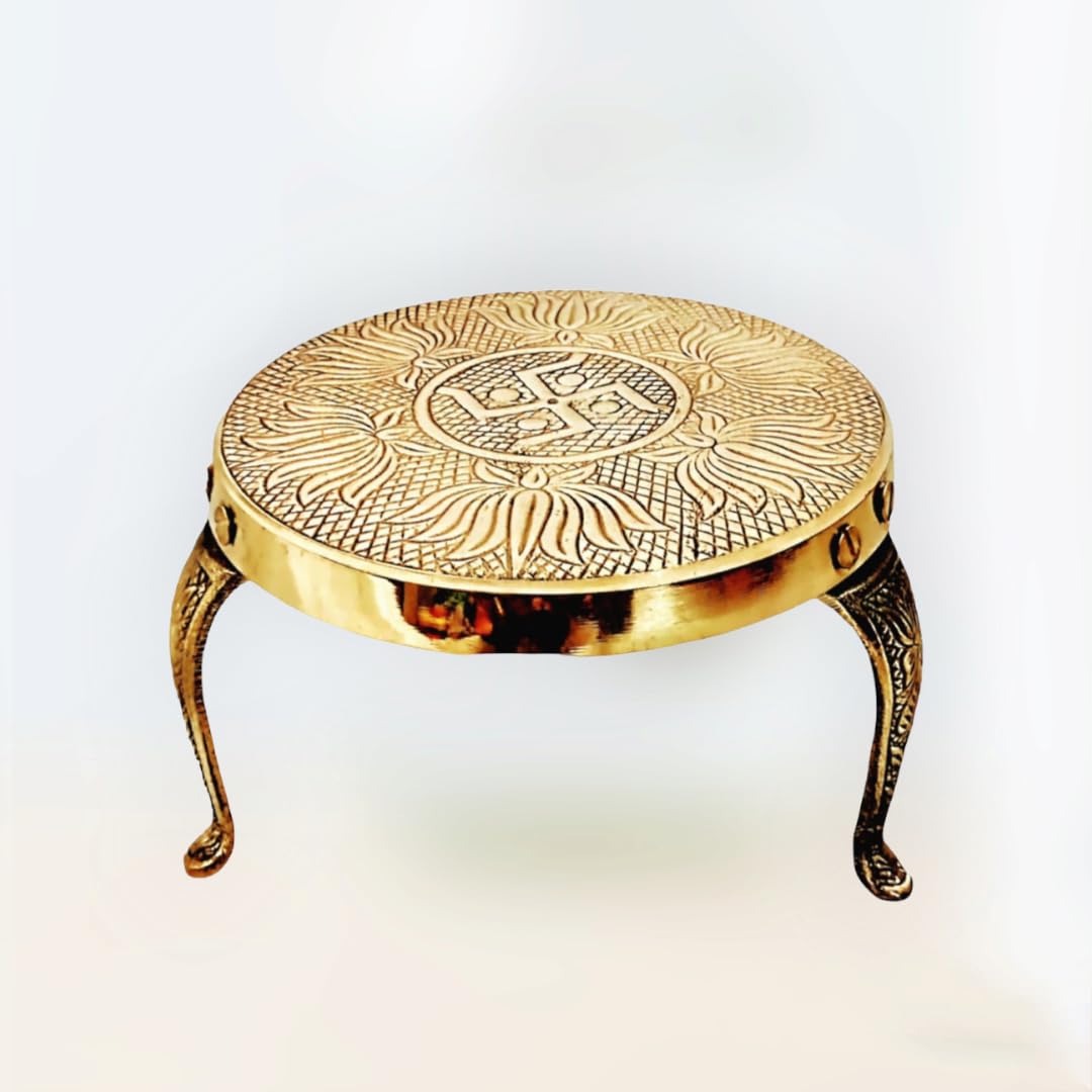 Madhura eStores Brass Decorative Round Pooja Kamatshi Diya Stand | Brass Chowki | GOD DEEP Decor Sitting Stand/Brass Mukkali (Dia : 15 CM, Height : 11 CM, Wt.530 GMS)