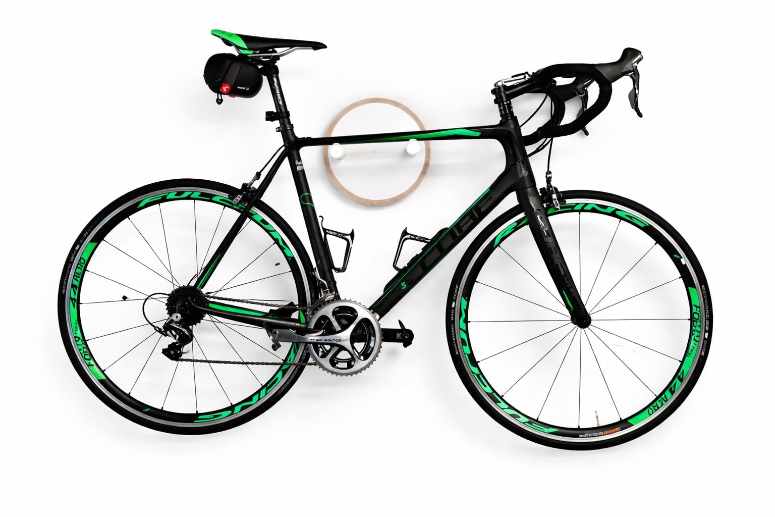 Fahrrad Wandhalterung - 360° Drehbar, Multiplex-Holz, Handgefertigt in Deutschland, mit Weichen Auflagepolstern, Farbig Konfigurierbar, für Rennrad, Mountainbike, Gravelbike