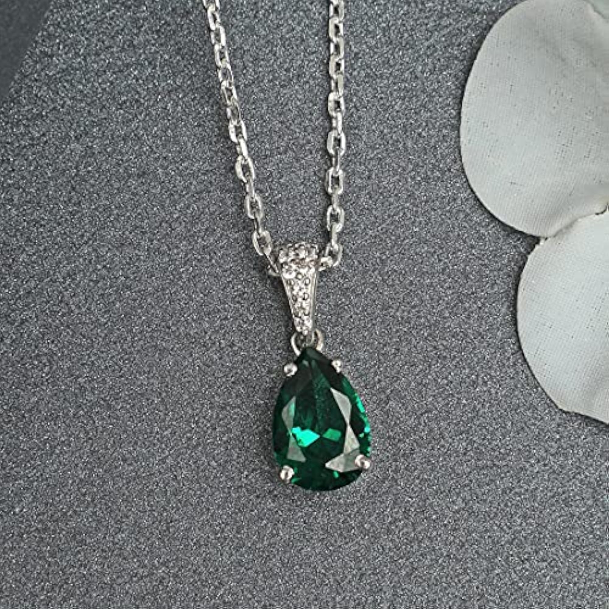 925 Silver Dark Green Pendant with Chain Necklace