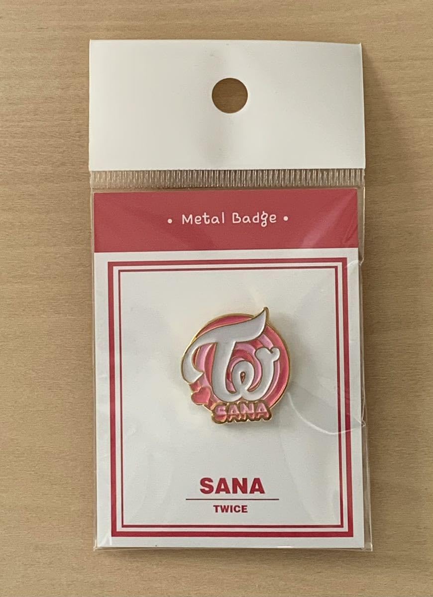 TWICE 缶バッジ キーホルダー サナ TWICE 缶バッジ ケース キーホルダー サナ サブリー - メルカリ
