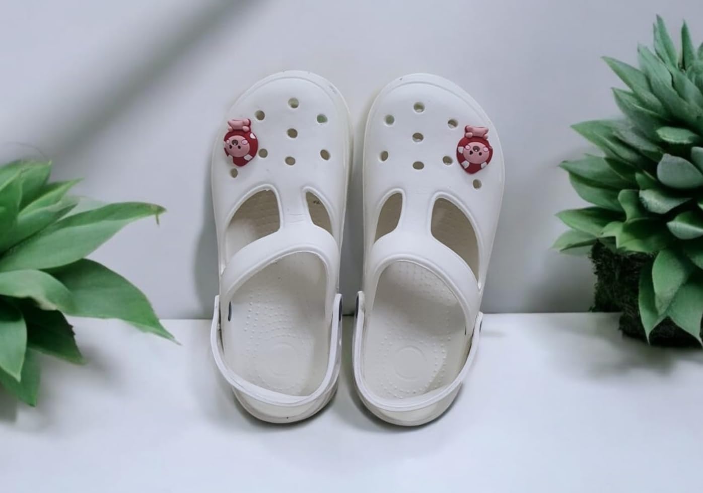 CroXify Women's Stylish Clogs – Comfortable, Trendy, Durable Footwear for Everyday Style (White, UK Footwear Size System, Adult, Women, Numeric, Medium, 8) 4