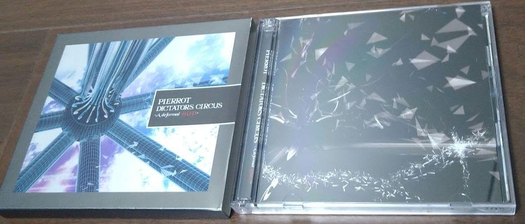 DICTATORS　CIRCUS-A　deformed　BUD- PIERROT Dictators Circus Ⅶ-deformed BUD- DICTATORS CIRCUS