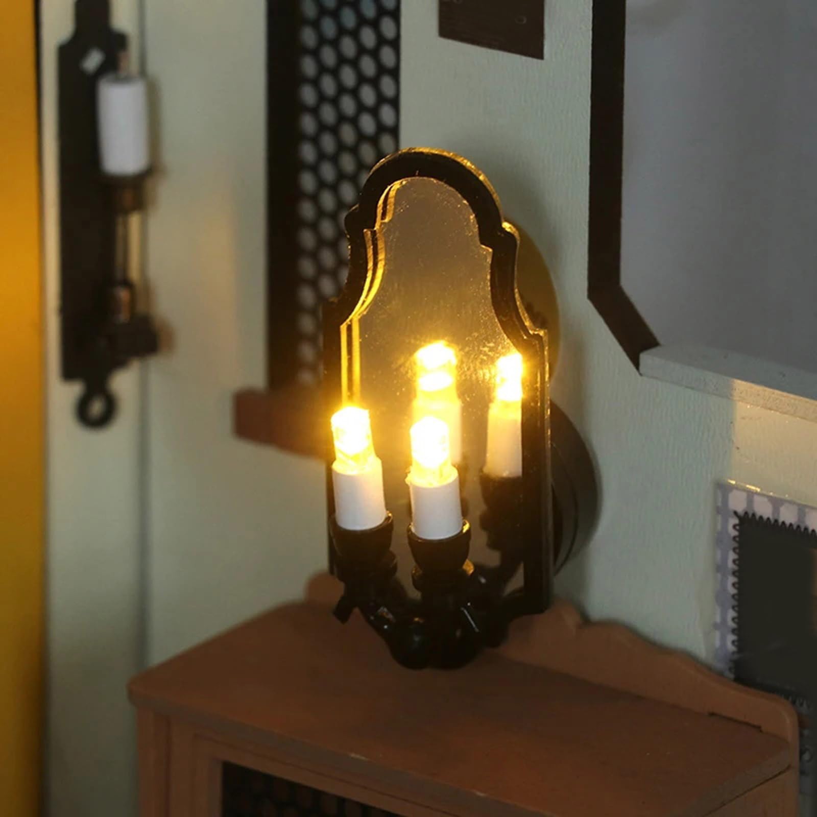 Case delle bambole LED Applique da parete con due teste lampada scala 1/12 Lampada da parete in miniatura per scena giardino visualizzazione decorazioni