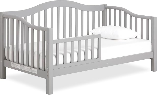 Dream On Me Austin Lit de jour pour tout-petit en gris cailloux, certifié Greenguard Gold, rail de sécurité latéral, finition non toxique, conception de plancher bas, en bois de pin durable